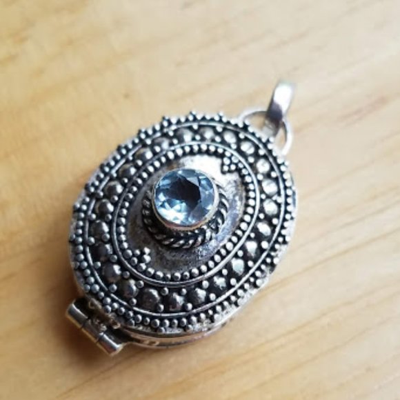 Bali Jewelry - Blue Topaz Poison Potion Pendant Silver 925